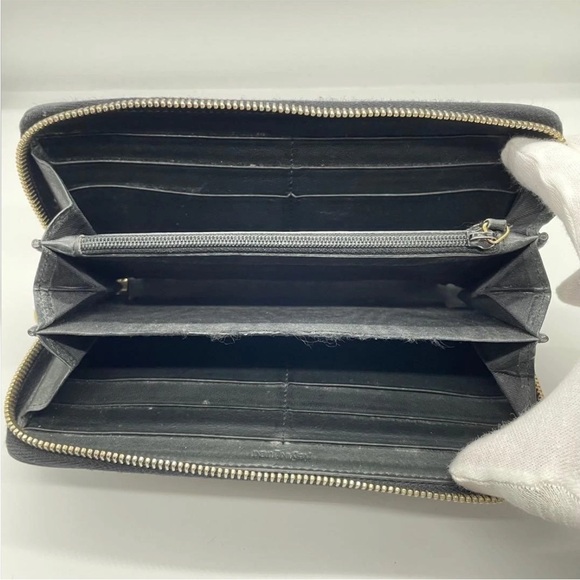 Yves Saint Laurent Black Wallet with Silver Zipper - Picture 6 of 12
